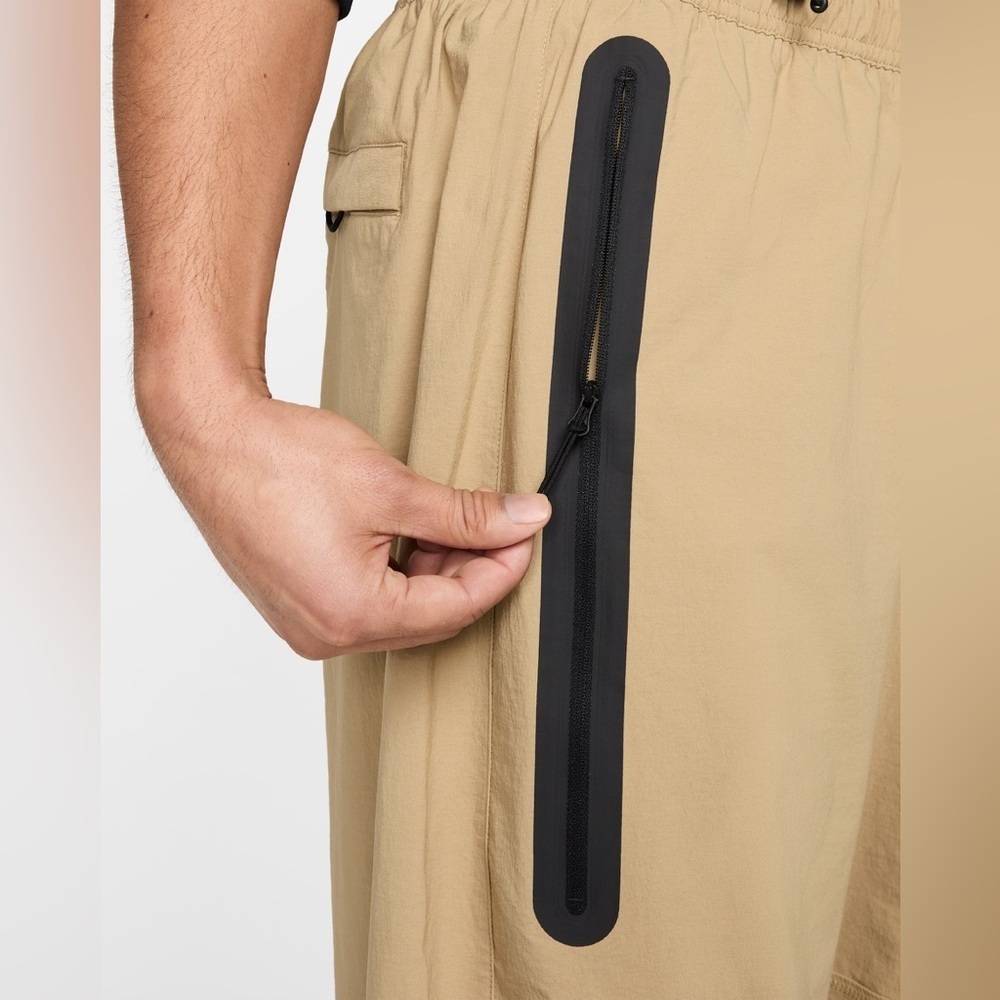 Nike Tech Men’s Woven Oversized Pants. XXL. NWT! - Picture 6 of 9